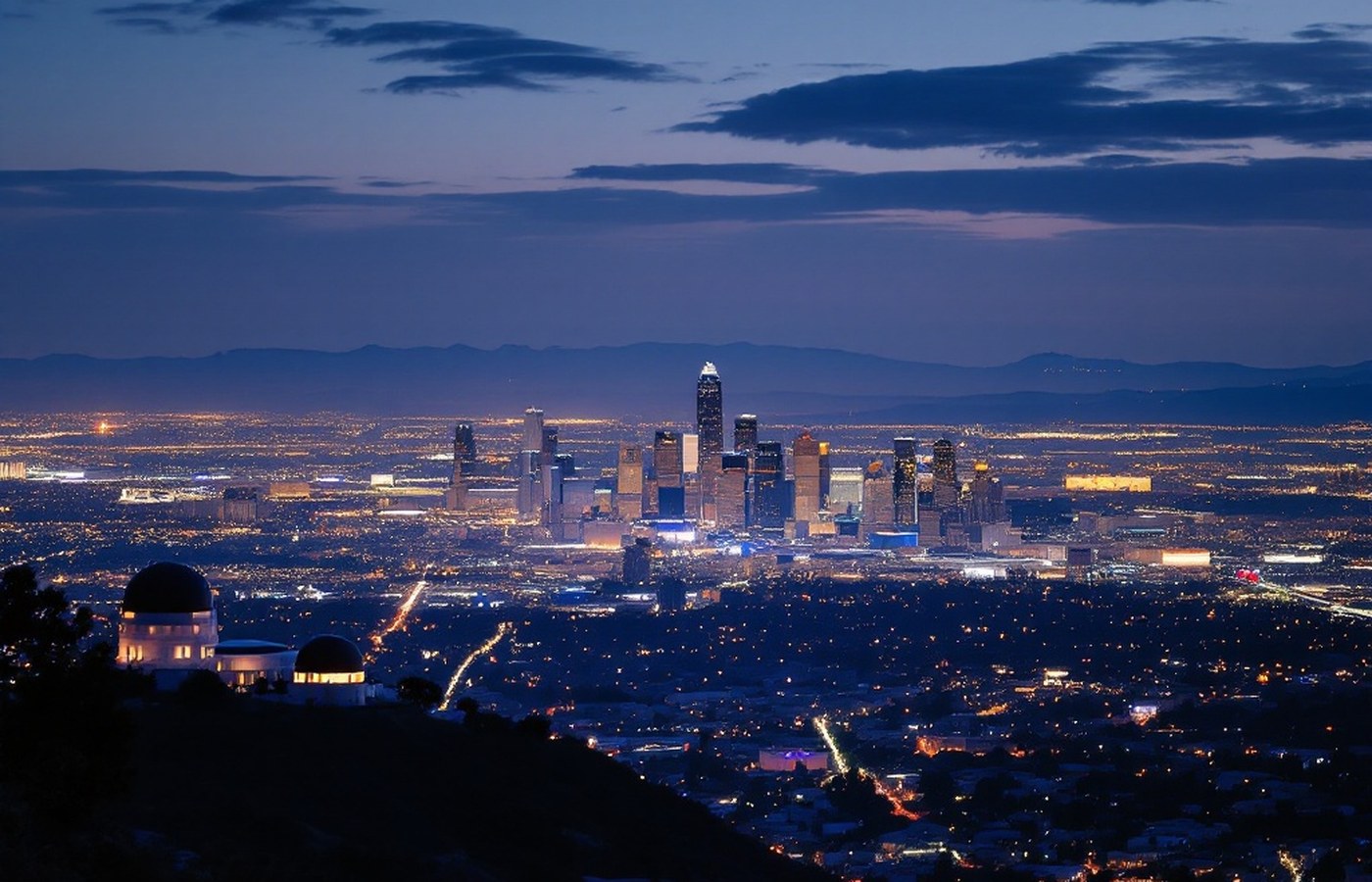 Los Angeles seen from Griffith Park at dusk